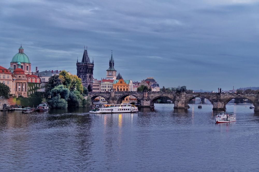 Карлов мост