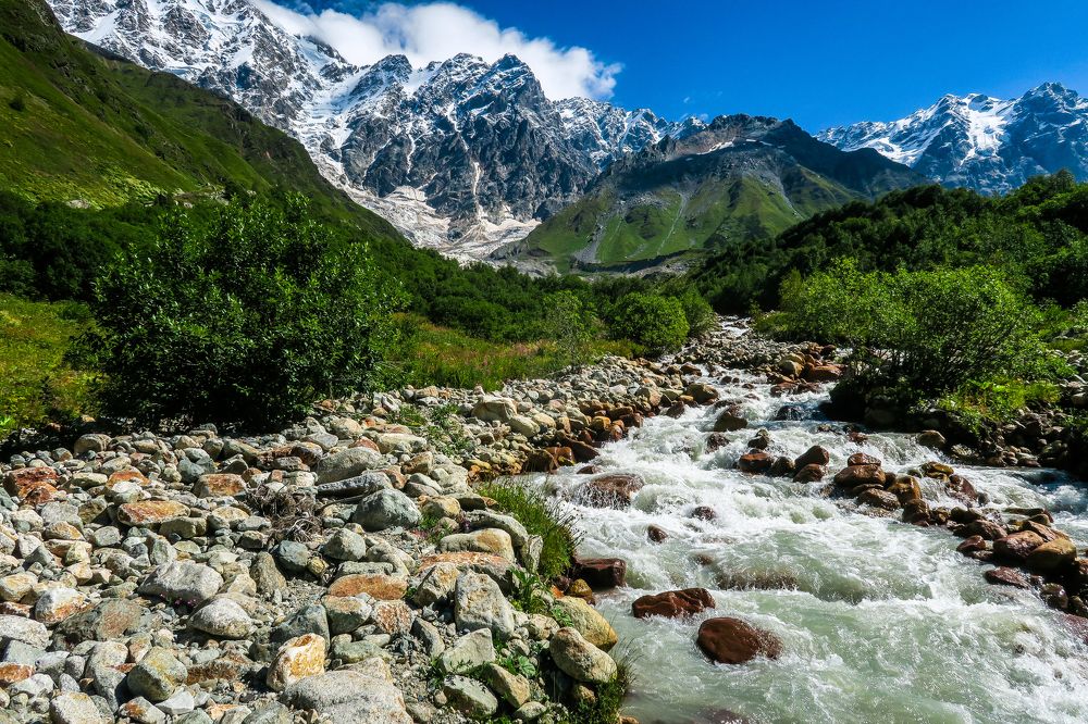 Ледниковая река