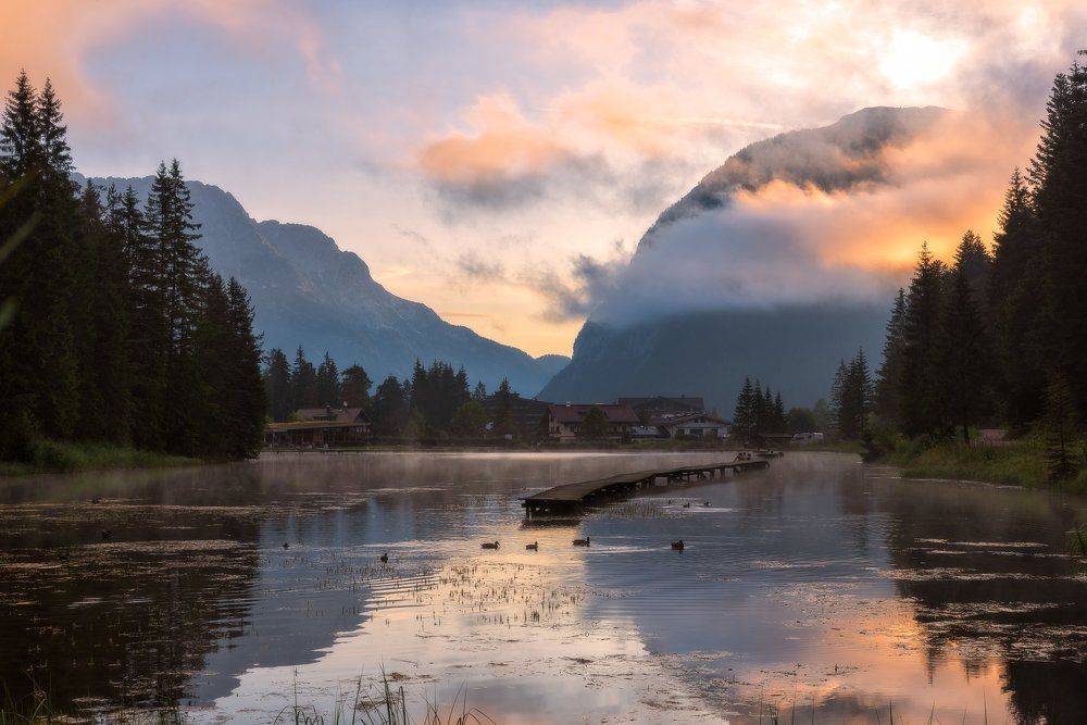 Утро на озере