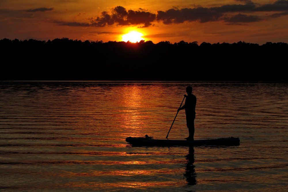 Сапсёрфинг на закате