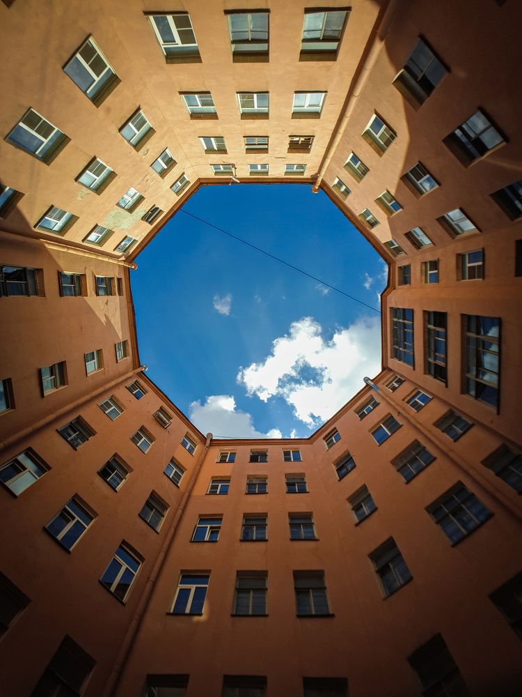 Дворы  Санкт-Петербурга