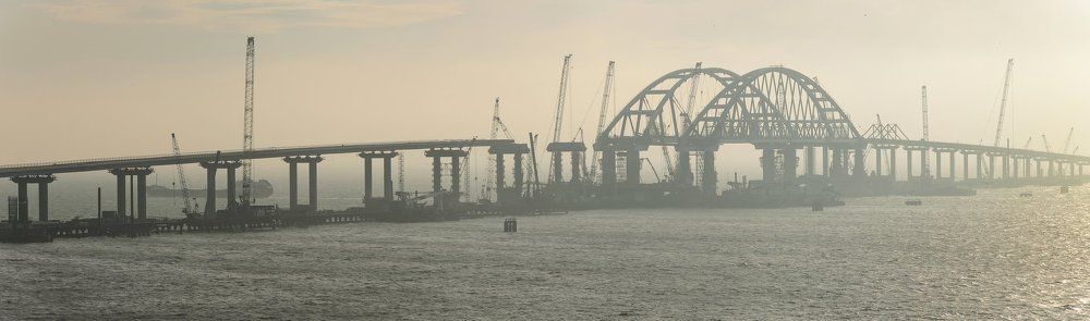 Былые хроники строительства Крымского моста.