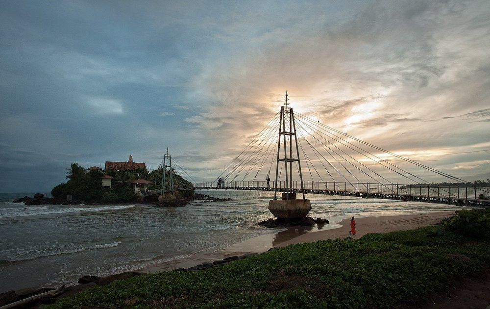 Дорога в монастырь