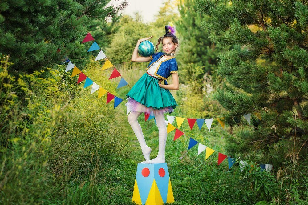 Гимнасты в цирке