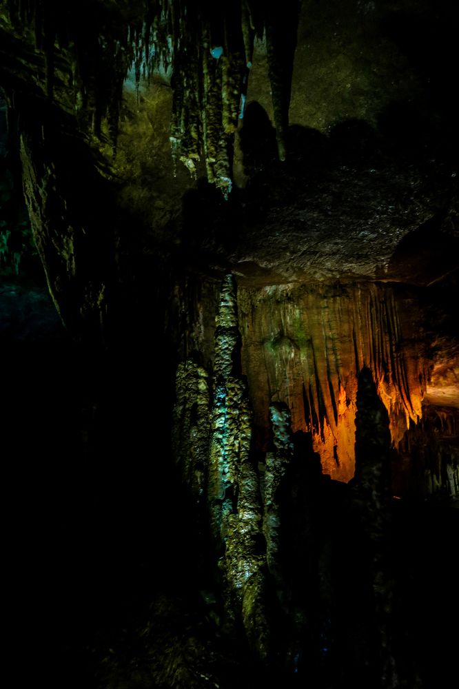 Пещера Прометея