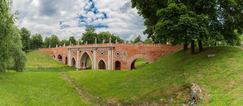 Большой ("Готический") мост