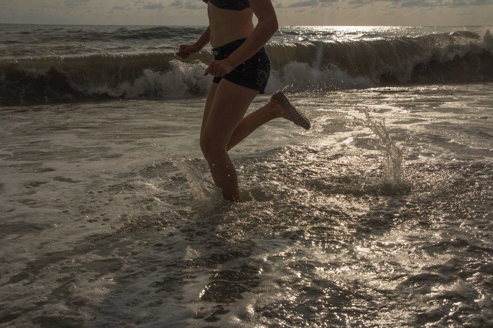 Бегущая по волнам