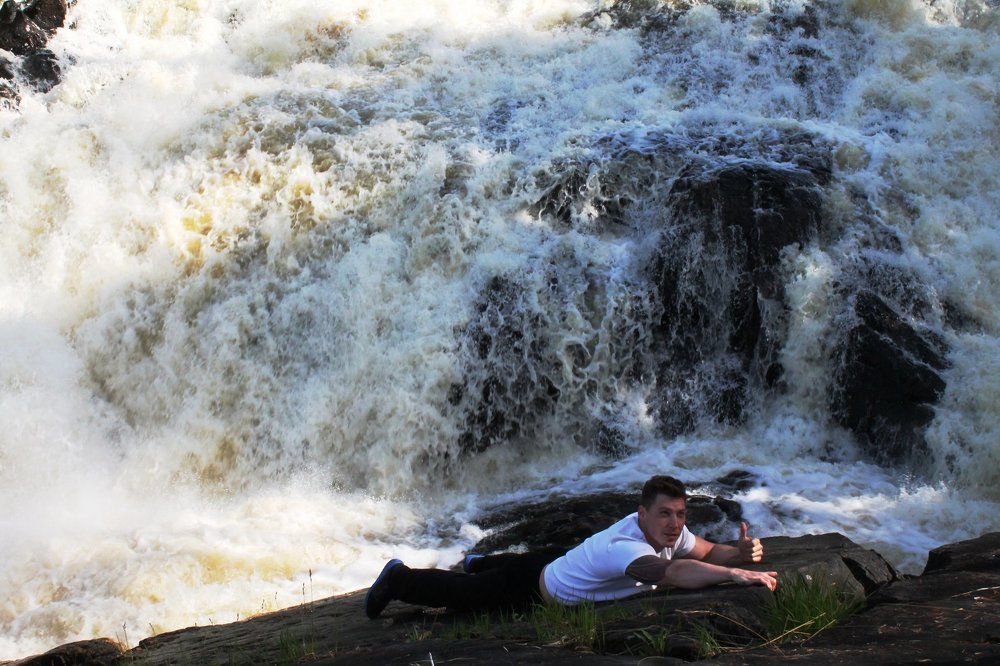 Стена водопада.