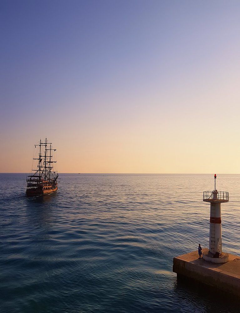 Провожая корабль