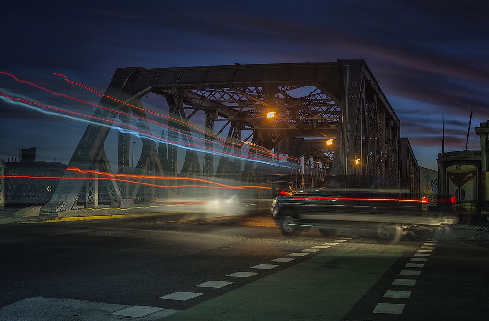 Puente en la calle Ituzaingó