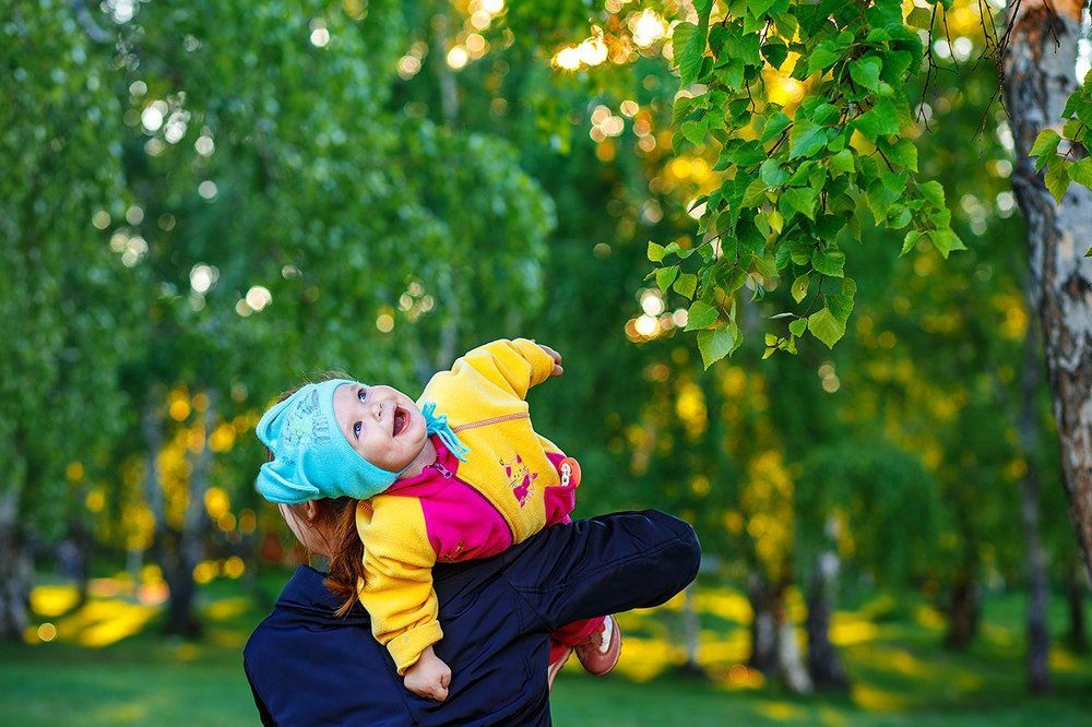 На маменом плече