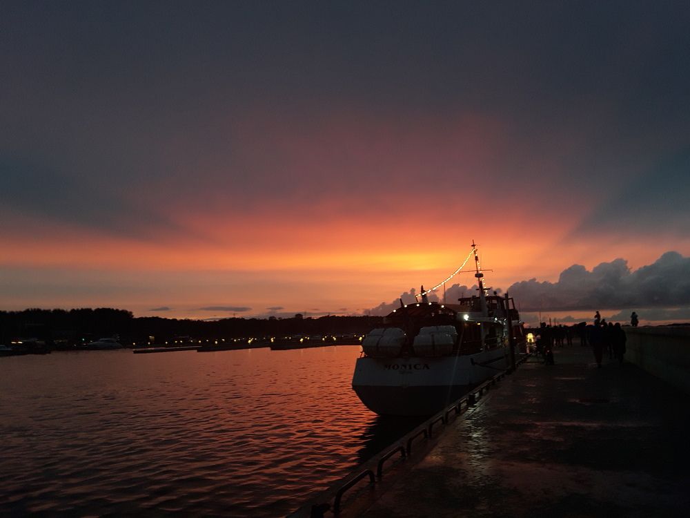 Ночная станция