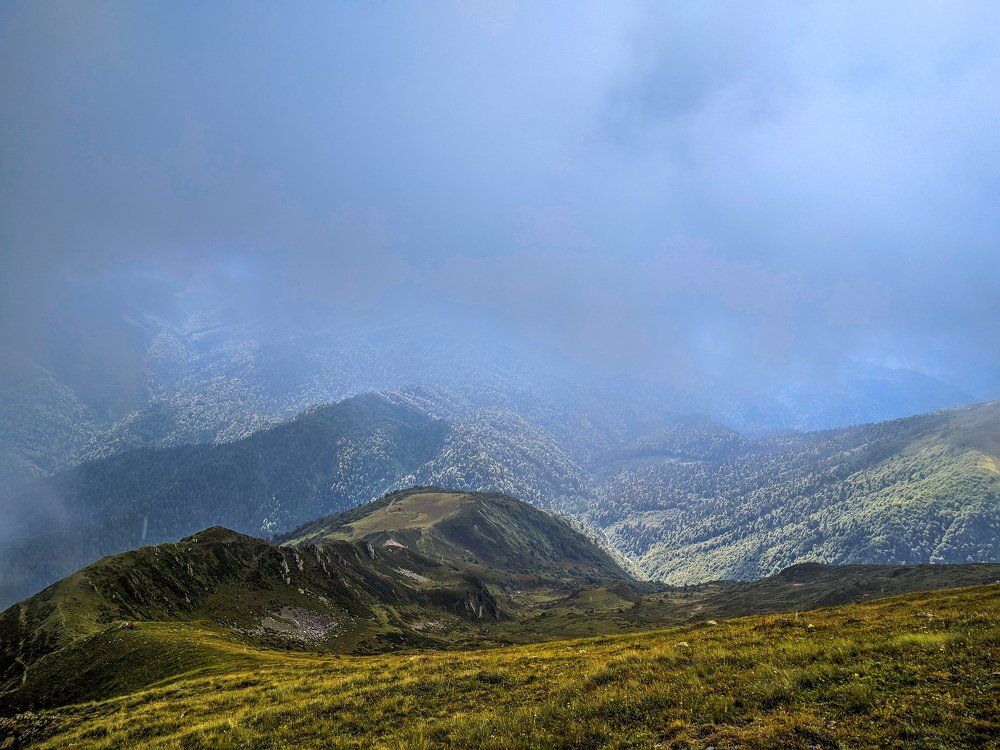 У подножия Чугуша, высота 2600 метров