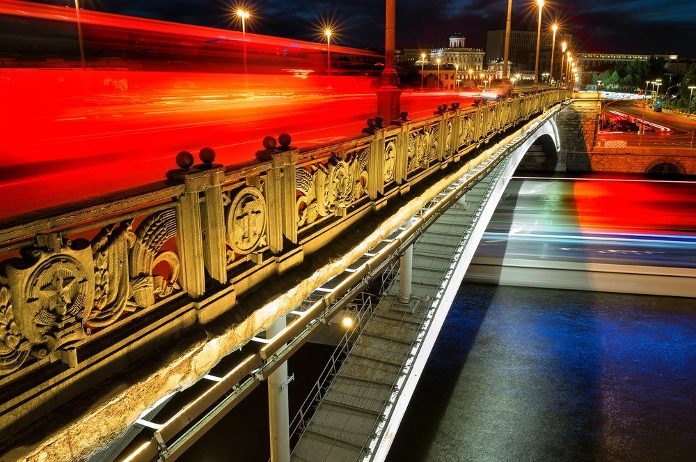 Трассеры на мосту