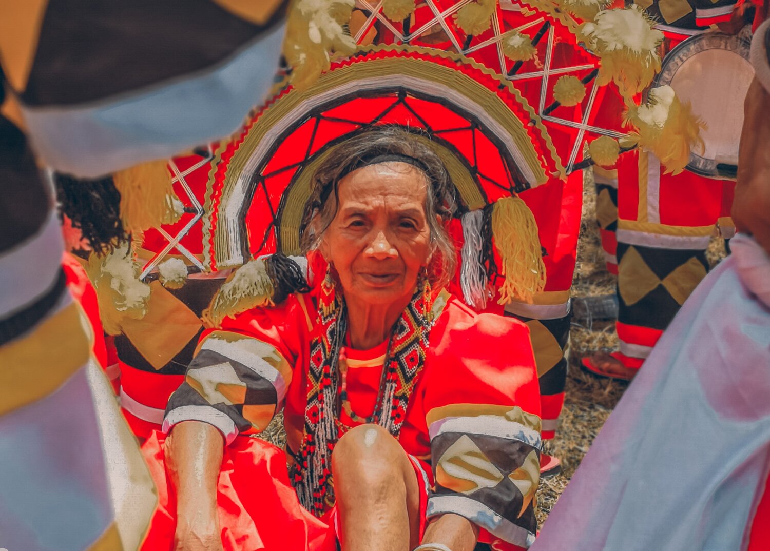 HIYAS SA KAAMULAN