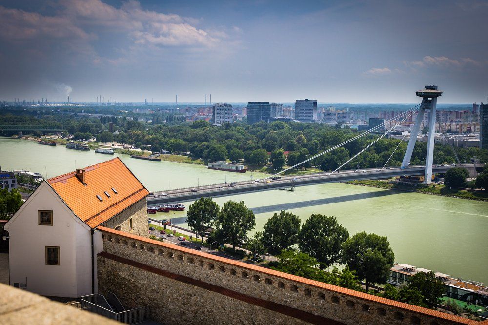 Братислава