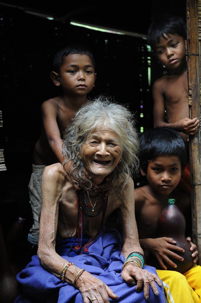 KHOẢNH KHẮC MỘT NIỀM VUI.