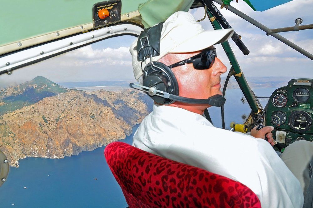 Полёт над вулканом Кара-Даг.