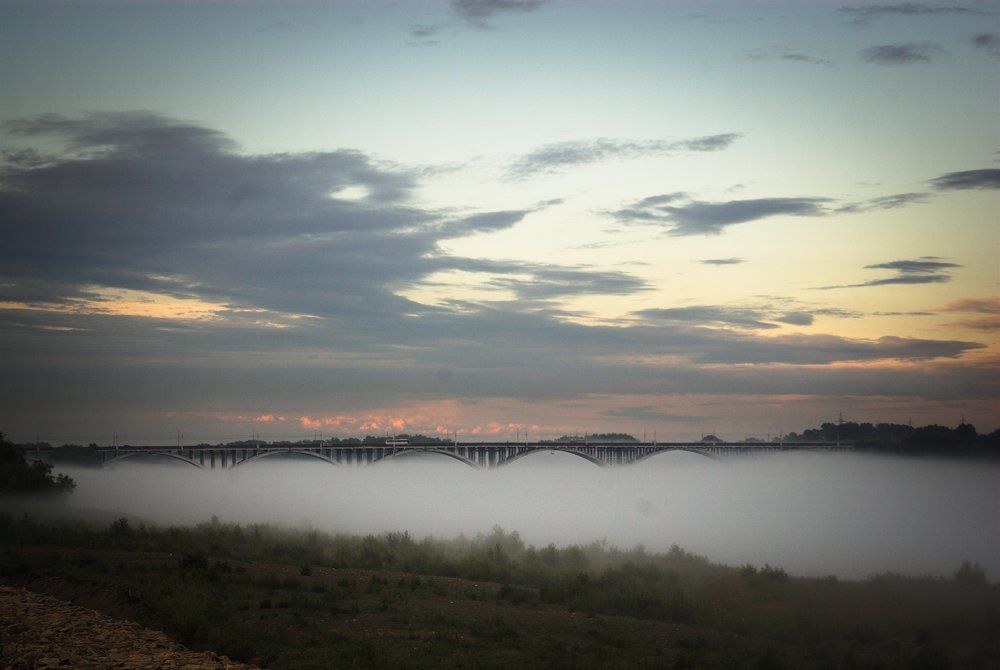 Мост над туманом