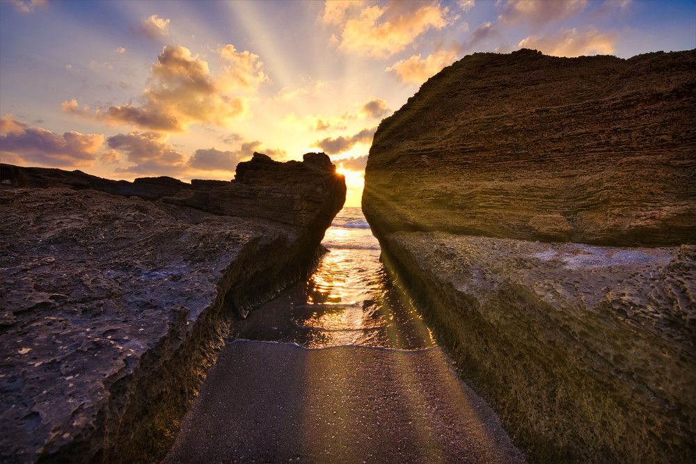 Закат на средиземноморье