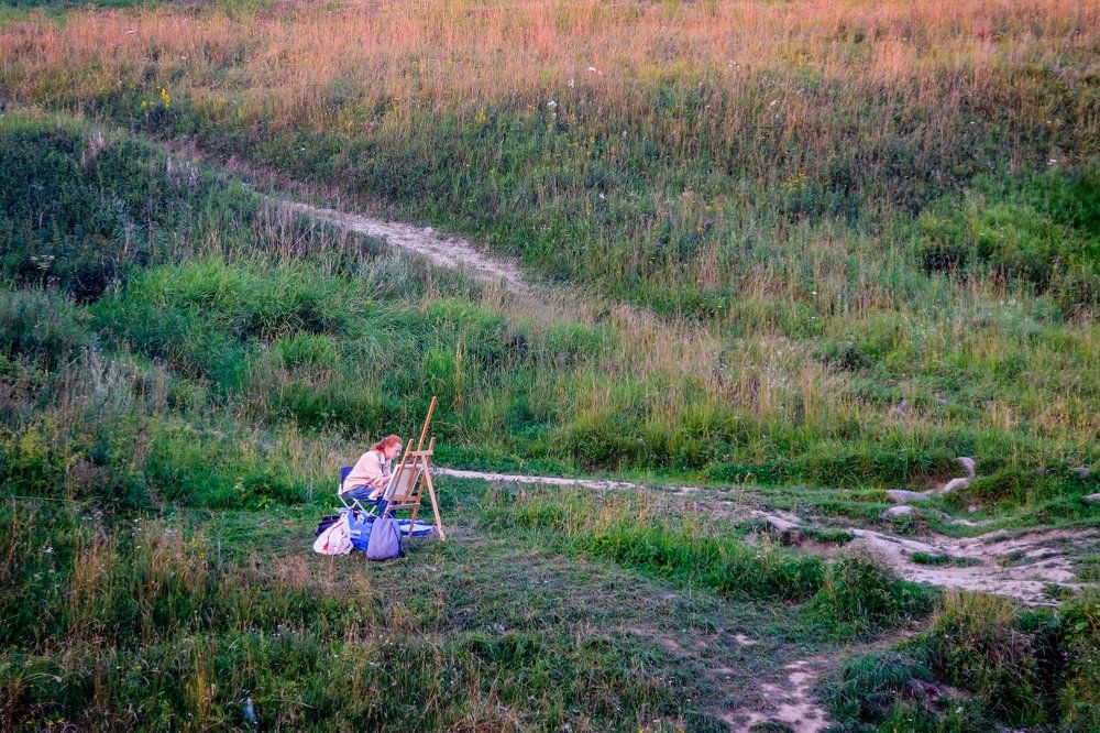 Художник за работой