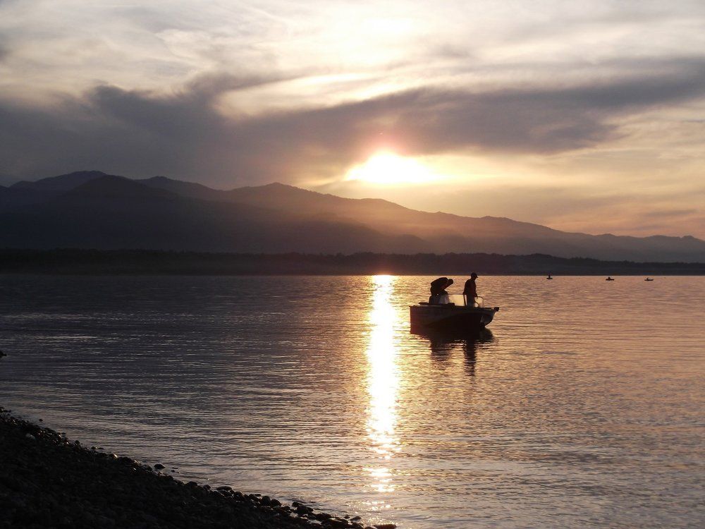 Ночная рыбалка на Байкале.