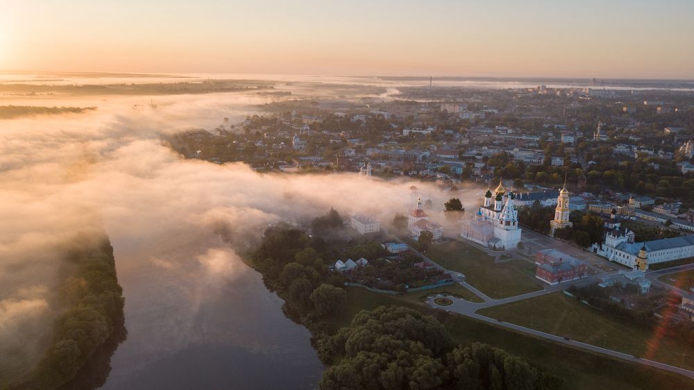 Туман в Старом Городе Коломны