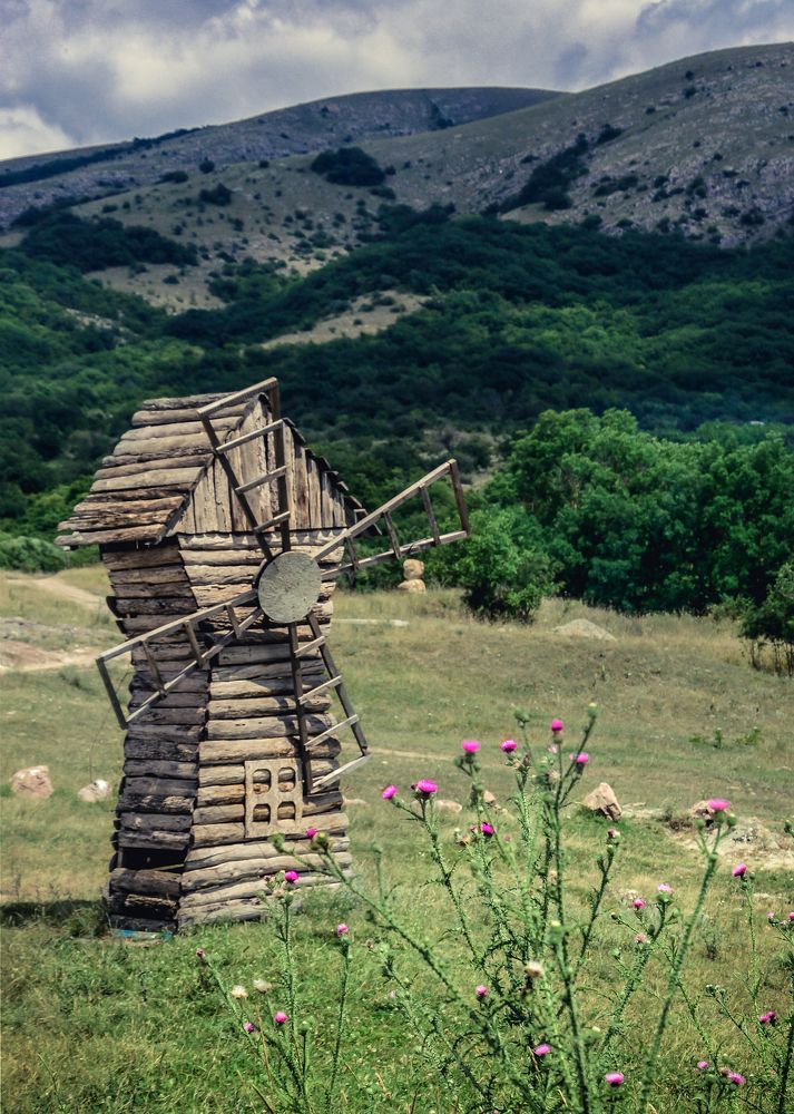 Старая мельница