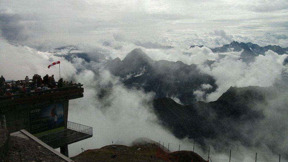 2000 м над уровнем неба