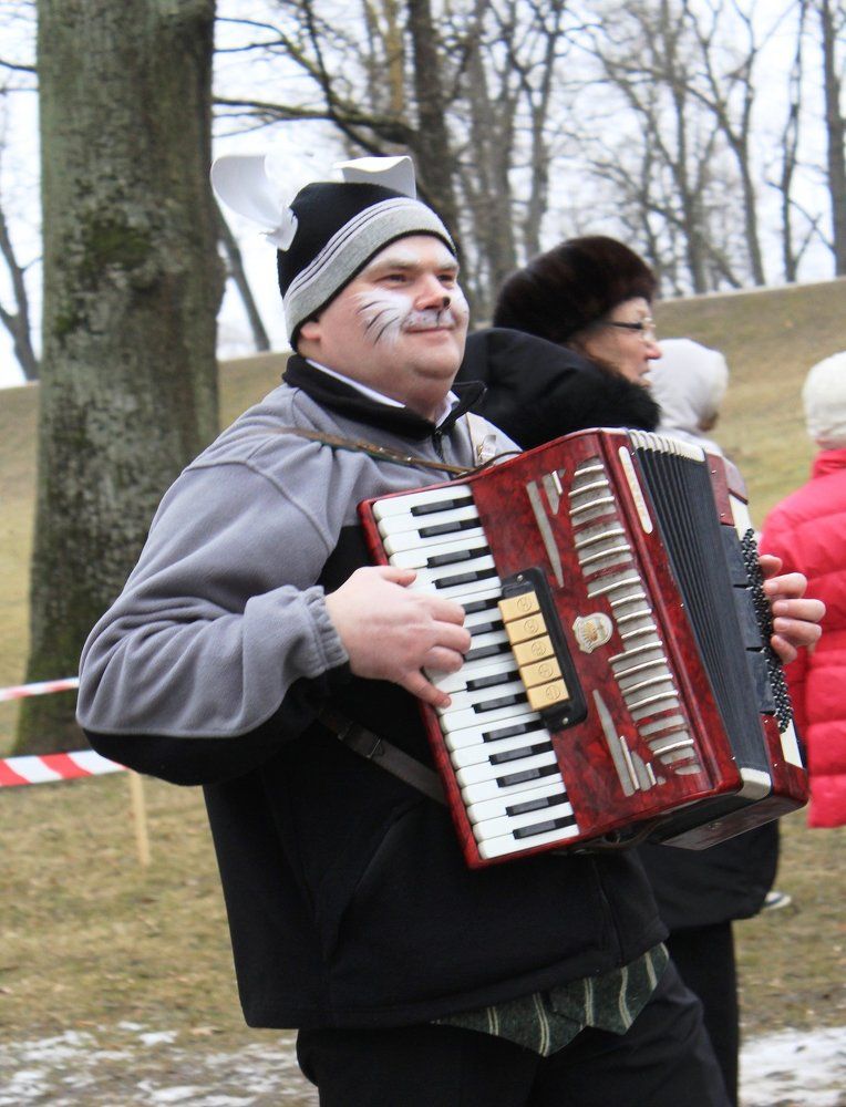 Пасхальные гулянья...