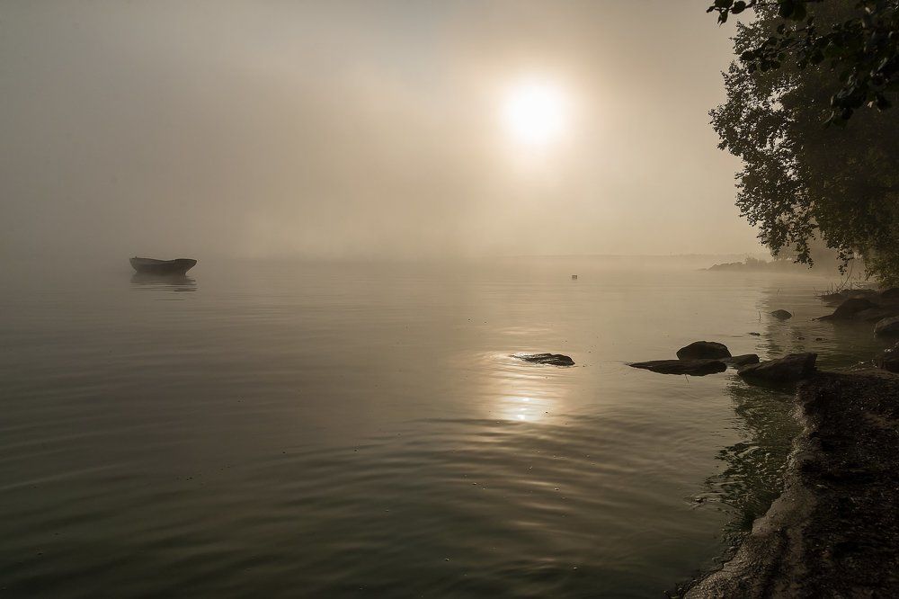 Утро на озере