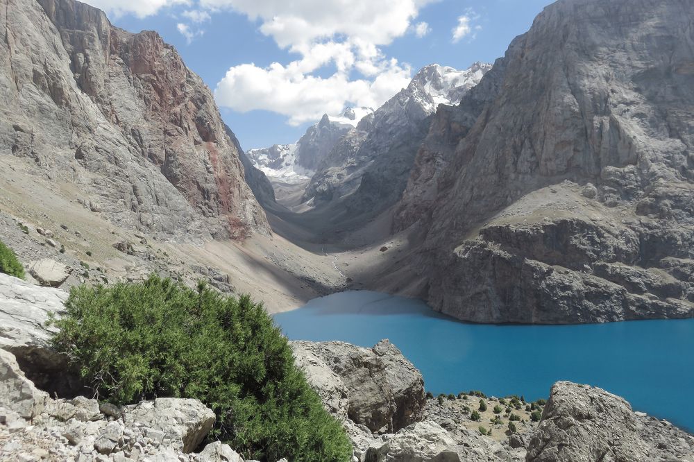 Озеро в Фанских горах