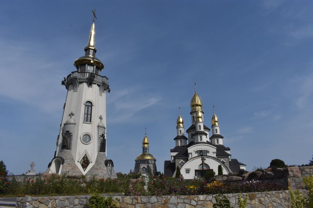 Золотые купола