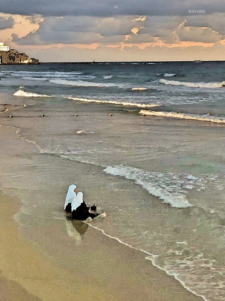 Two ladies on the Tel Aviv beach