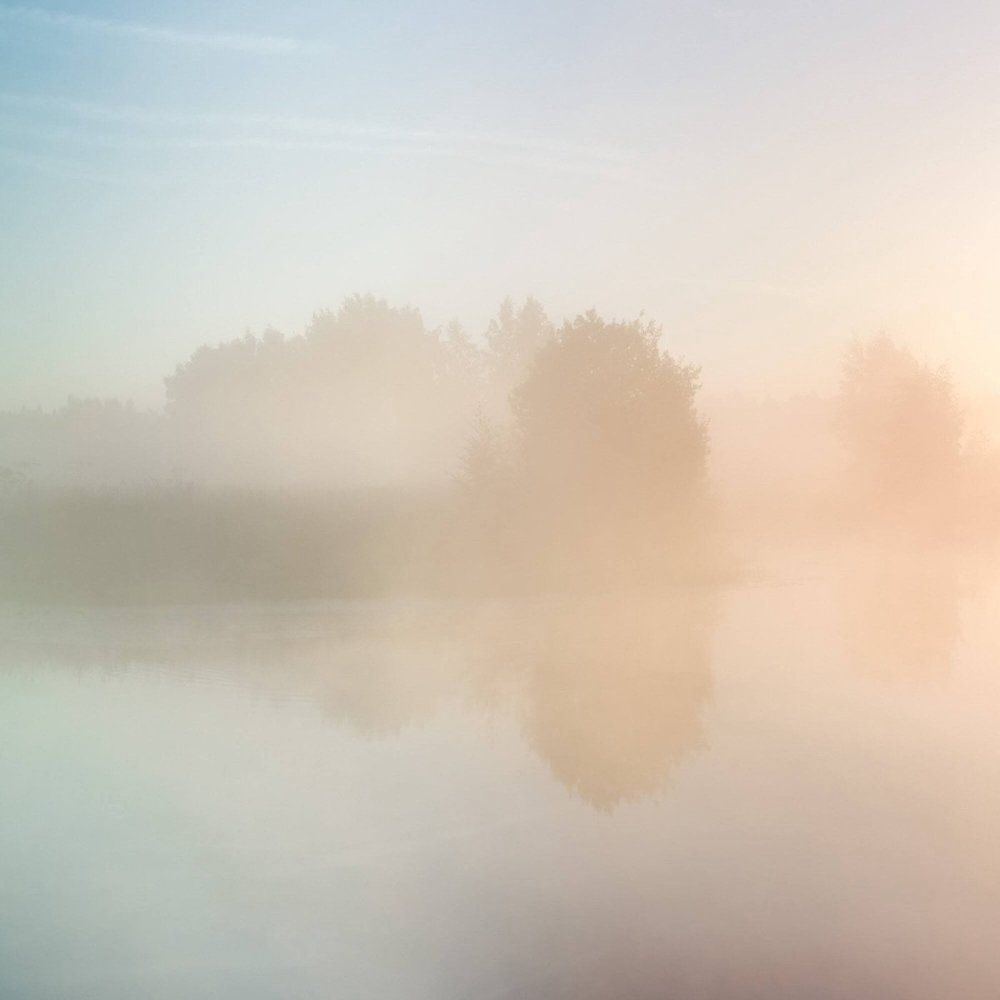 Ночь отступает