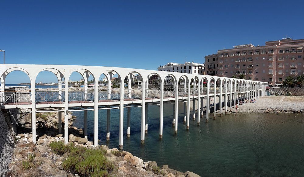 the footbridge Pirgo