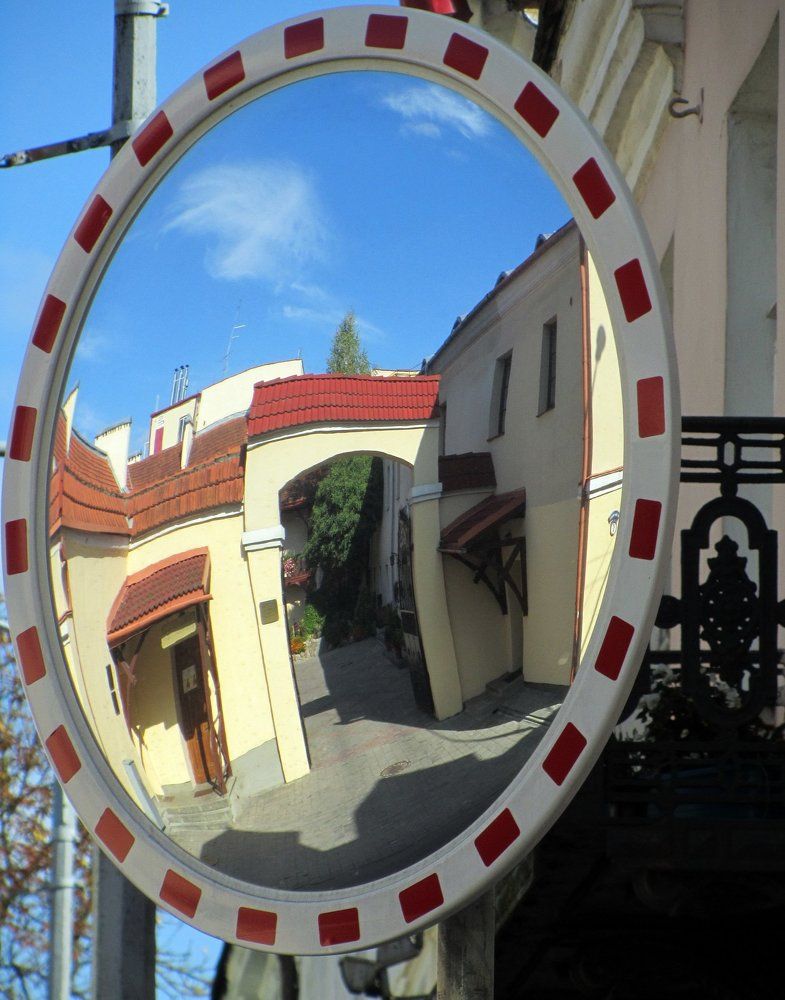 Отражения в городских зеркалах / Reflections in city mirrors