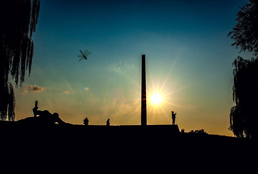Закат в Брестской крепости-герой