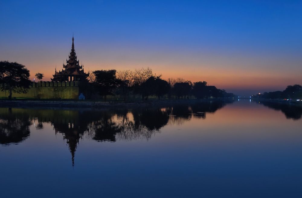 Blue hour in Mandalay