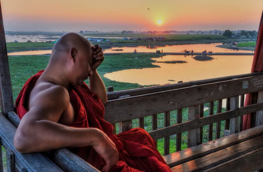 Crepuscular meditation