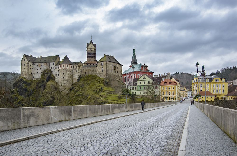 Замок Локет