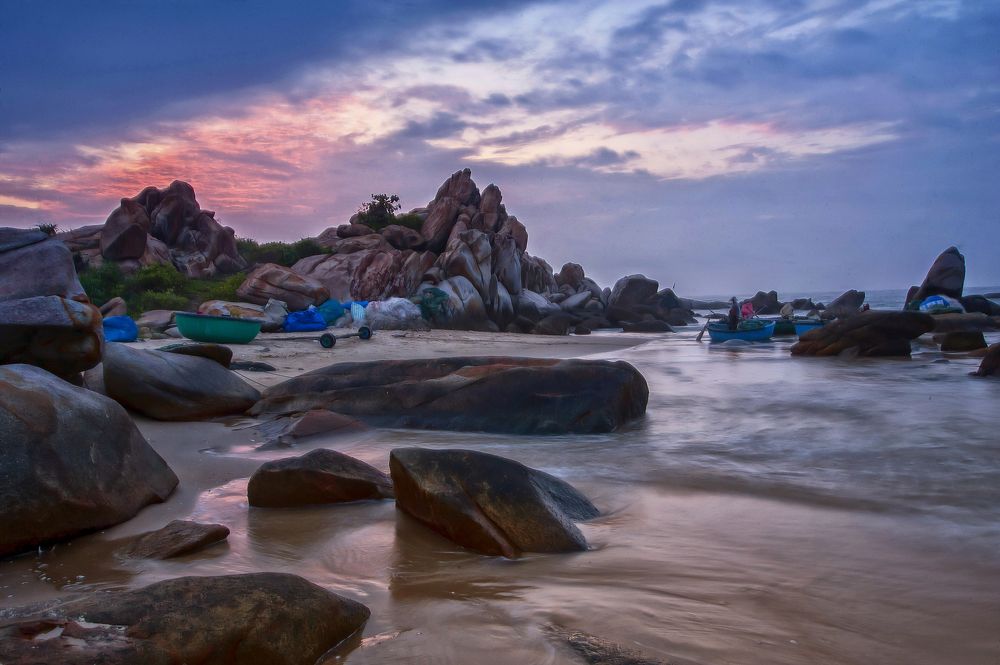 Hừng Đông Kê Gà