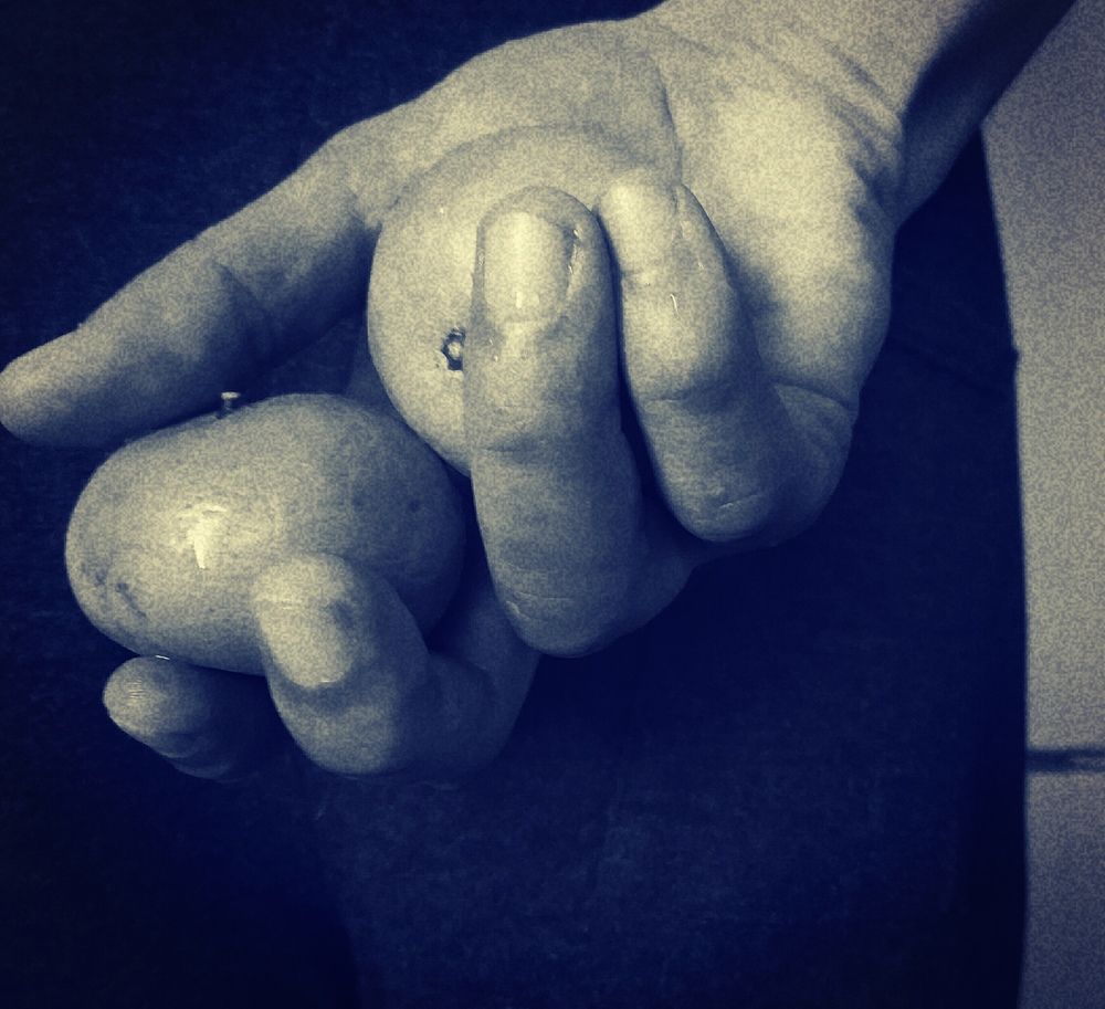 руки фокусника magician's hands