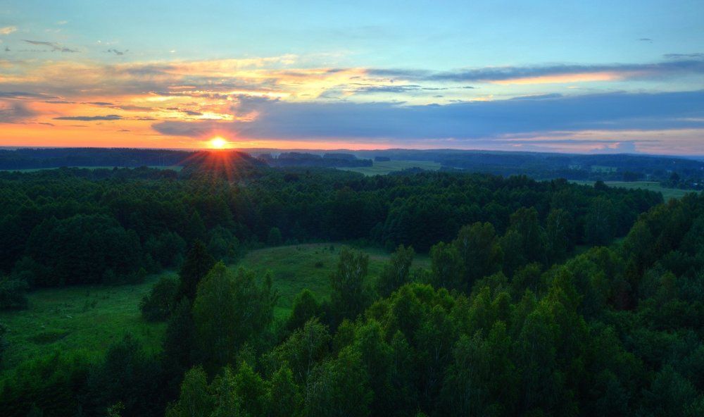 Лучи уходящего солнца