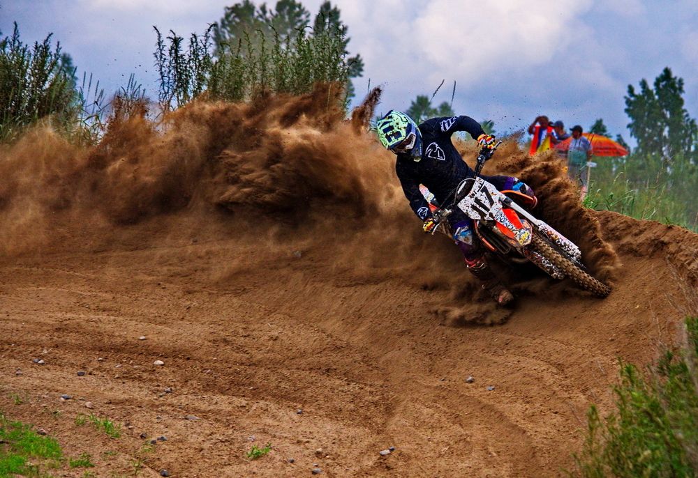 Опасный поворот!