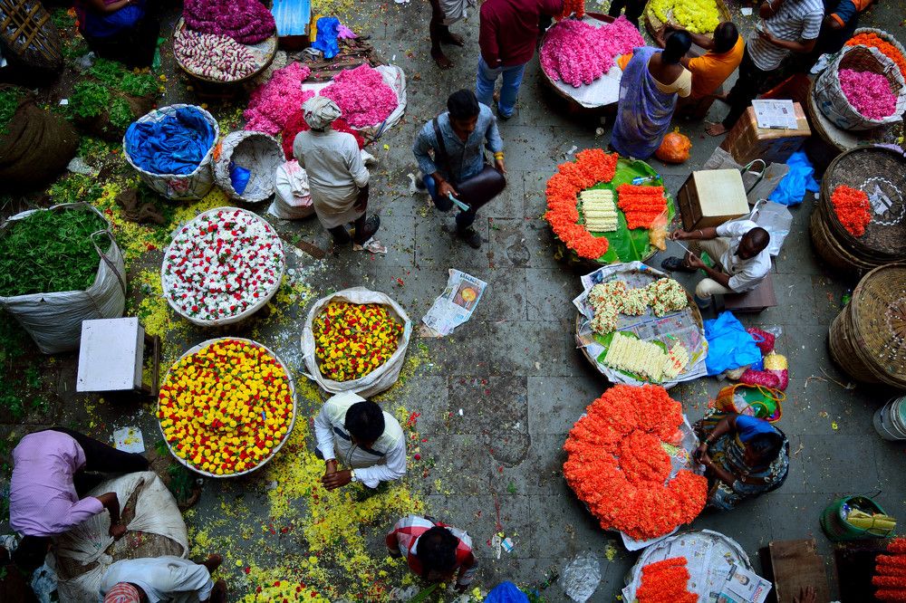 A Walk through the streets of flower market