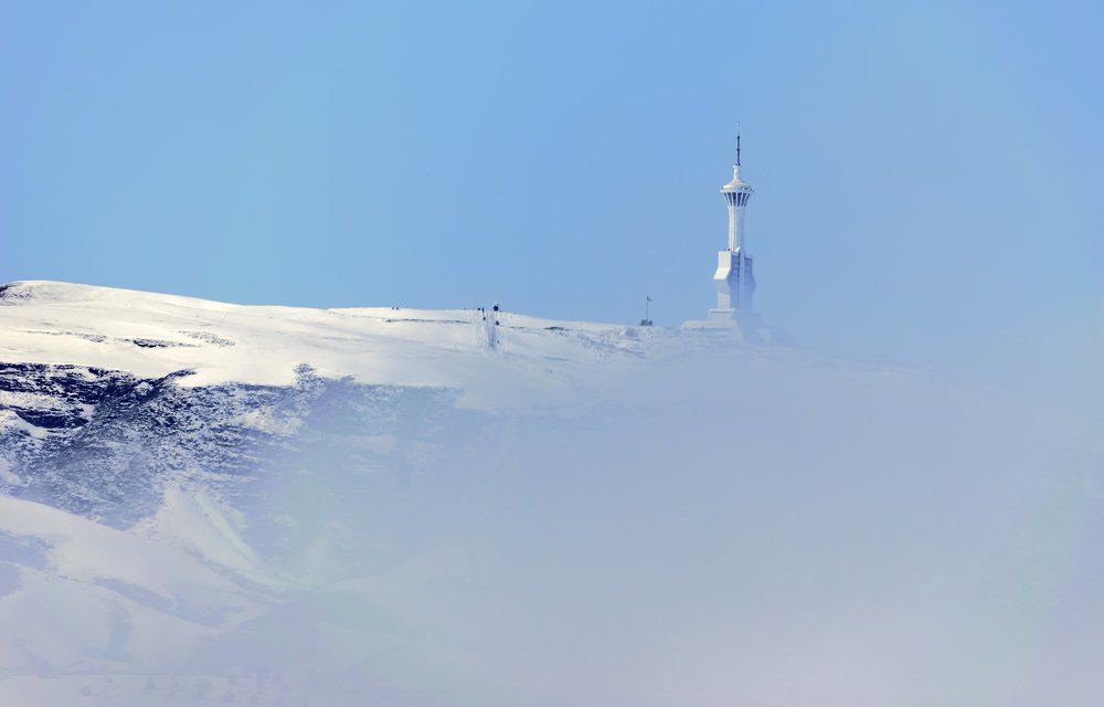 Туман, солнце и телебашня