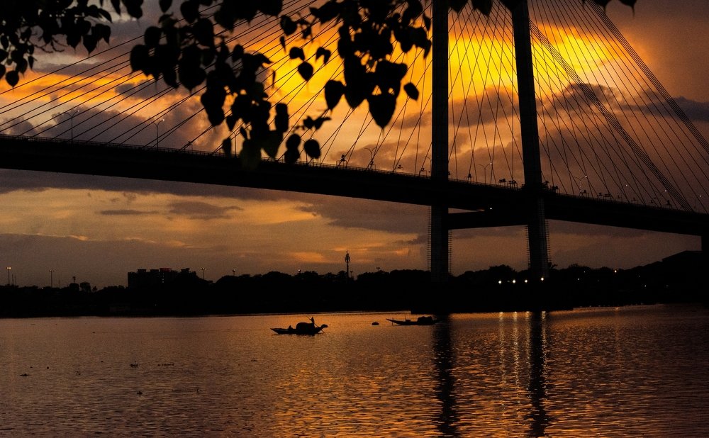 Vidyasagar Setu at sunset