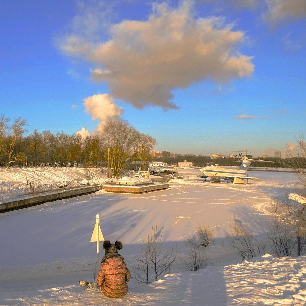 Проплывает облачко, как рыбка...