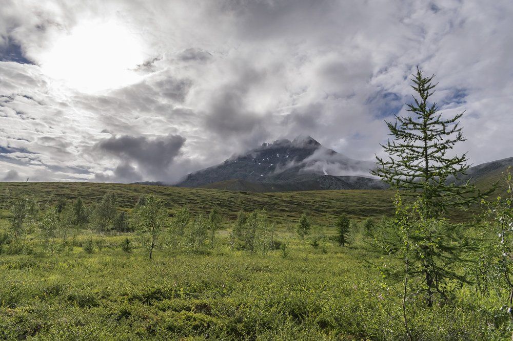 Манарага в облаках